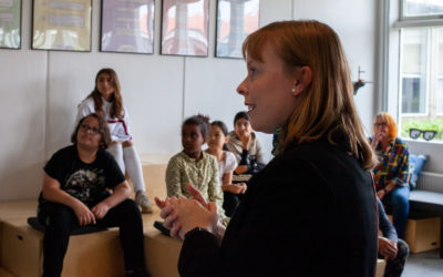 Kulturminister Joy Mogensen laver beats med Strøm til Børn